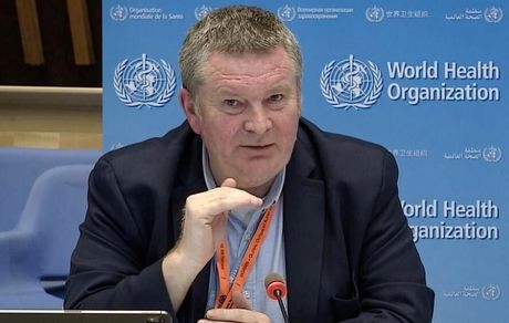 سازمان جهانی بهداشت: کووید – ۱۹ را به فوتبال سیاسی تبدیل نکنید