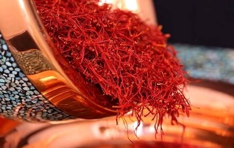 صادرات قاچاق ماهانه ۱۰ تن زعفران از کشور