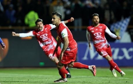 بازگشت پرسپولیس به صدر جدول لیگ برتر البته بصورت موقت