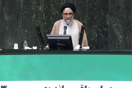 وزیر پیشنهادی اطلاعات از برنامه‌های خود دفاع کرد / موافقان و مخالفان خطیب چه گفتند؟
