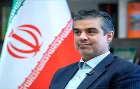 استاندار استان مرکزی دچار سانحه رانندگی شد