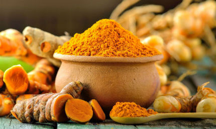 زردچوبه برای چه افرادی مضر است؟