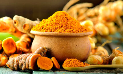 زردچوبه برای چه افرادی مضر است؟