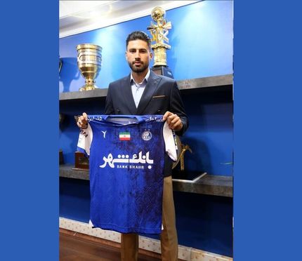 استقلال یک مدافع جدید جذب کرد