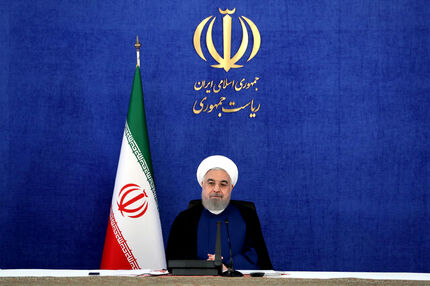 روحانی: یک دقیقه تأخیر در شکستن تحریم حرام است 