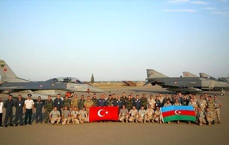 ترکیه و جمهوری آذربایجان رزمایش هوایی برگزار می‌کنند