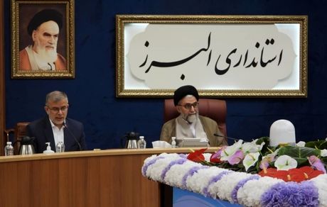 دولت به دنبال فراهم کردن رفاه بهتر و رفع گرفتاری مردم است