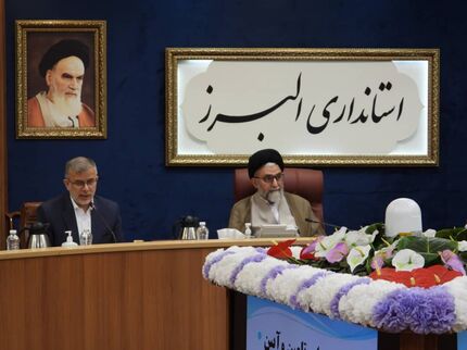 دولت به دنبال فراهم کردن رفاه بهتر و رفع گرفتاری مردم است