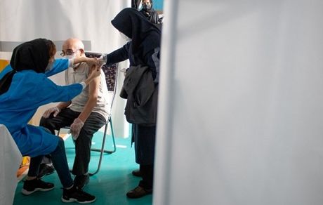  واکسینه شدن ۷۰ درصد مددجویان مراکز نگهداری از سالمندان و معلولان / تهران و خراسان رضوی با کمترین آمار واکسیناسیون