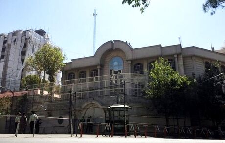 بازدید هیات فنی دولت عربستان سعودی از ساختمان سفارت این کشور در تهران
