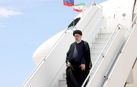 رئیس جمهور به ونزوئلا رسید