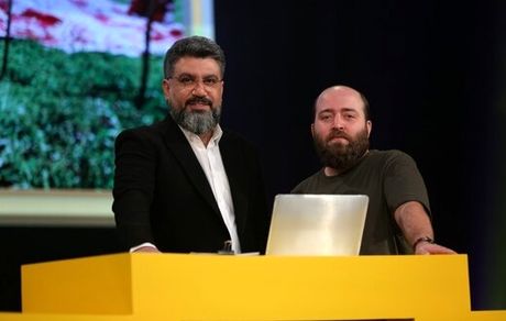 رضا رشیدپور «بمب» را اجرا می‌کند