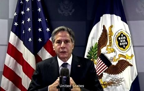 ادعای تلاش برای صلح و تهدید دولت و ارتش یمن از سوی کاخ سفید