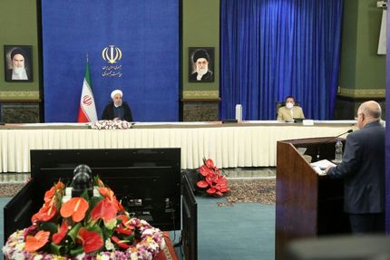تحریم نمی‌تواند مانع توسعه و پیشرفت ایران شود /  عملی شدن قول افتتاح ۱۷ طرح ملی پتروشیمی در طول یک سال