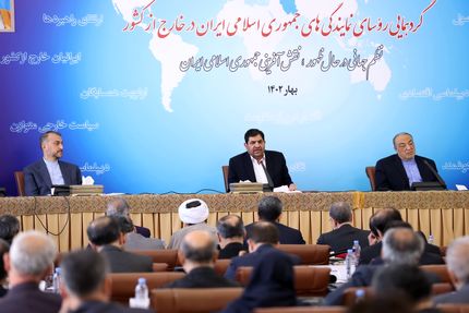 سفارتخانه‌های ایران ابزار اصلی و مهم برای جهش اساسی اقتصادی کشور هستند