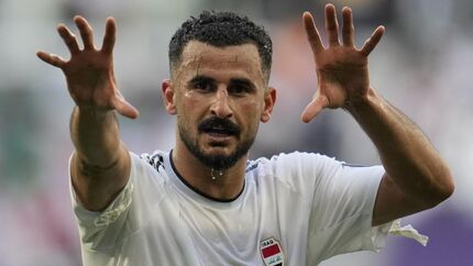 مهاجم تیم ملی عراق در ورود به آمریکا بازداشت شد