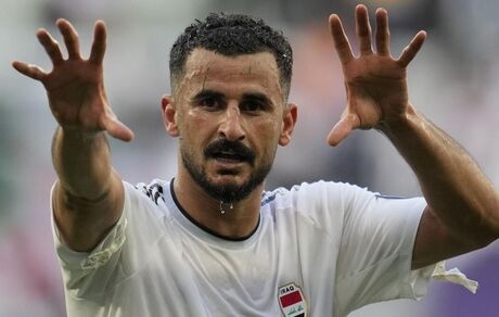 مهاجم تیم ملی عراق در ورود به آمریکا بازداشت شد