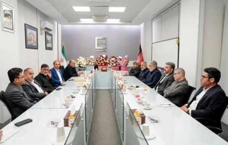 تجلیل از آزادگان بانک مسکن با حضور مدیران ارشد/ ضرورت مستندسازی خاطرات آزادگان