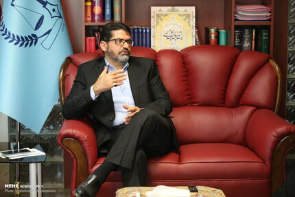 برای افزایش صلاحیت دفاتر اسناد رسمی اقدام می‌کنیم