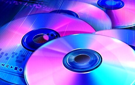 توجه به توسعه صادرات حوزه سودآور نرم‌افزار در لیست برنامه‌های دولت آینده قرار گیرد