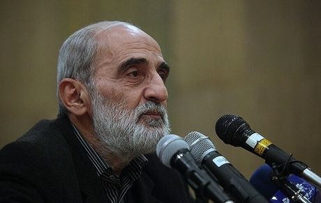 شریعتمداری: ۹ دی ایستگاه پایان فتنه ۸۸ بود