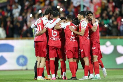 یک باشگاه قطری به دنبال سه بازیکن پرسپولیس