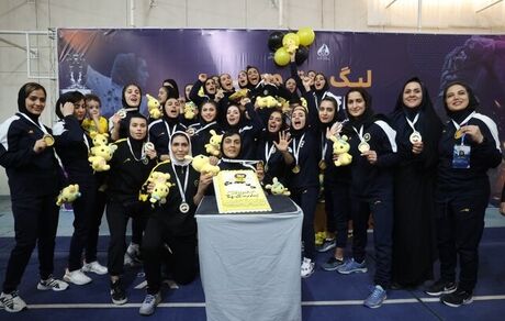 سپاهان در لیگ برتر ووشو زنان هم قهرمان شد