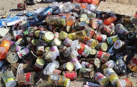 چهار تن مواد غذایی فاسد و غیرقابل مصرف در زابل امحا شد
