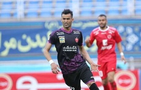 مهاجم پرسپولیس: مدت‌هاست مصاحبه‌ای انجام ندادم / شایعه پراکنی نکنید