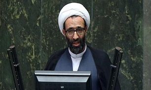 وزیر علوم فروش صندلی در مقطع پزشکی را تائید کرد
