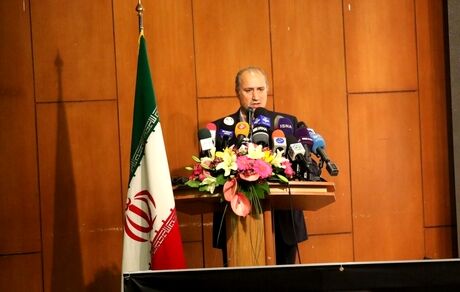 محل نشست خبری تاج تغییر کرد / یک خبرنگار جزئیات را فاش کرد