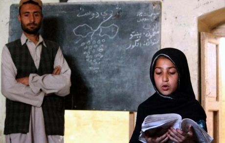 ممنوعیت رفتن به مدرسه دختران در هرات!