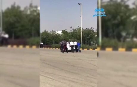 آبروریزی دناپلاس در نمایشگاه خودرو!