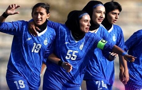 صعود مقتدرانه تیم فوتبال زنان استقلال با ده برد پیاپی