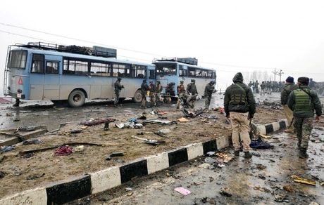 ۲ کشته در حمله انتحاری به یک ایستگاه پلیس در شمال غربی پاکستان