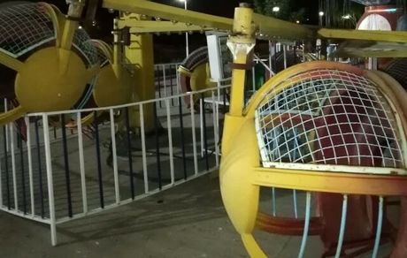 بدلیل سقوط چرخ و فلک، شهربازی دالفک قزوین پلمب شد
