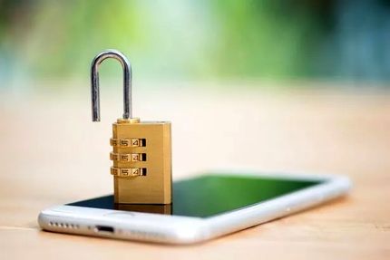 موبایل استفاده نکنید، ۱۰ هزار دلار بگیرید