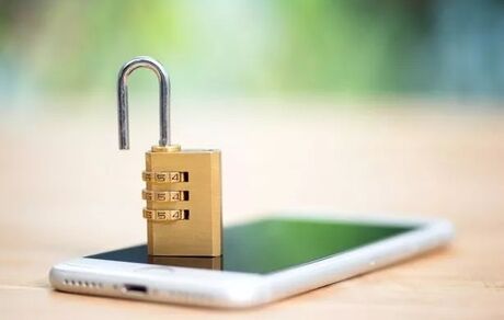 موبایل استفاده نکنید، ۱۰ هزار دلار بگیرید