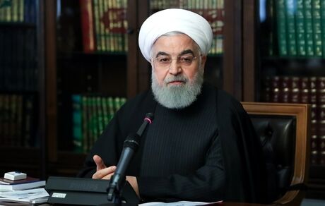 روحانی: مردم باید از ارزانترین و کوتاه ترین مسیر، خدمات الکترونیکی دریافت کنند