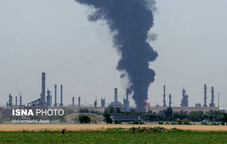 پالایشگاه تهران هنوز می سوزد/ حادثه تاکنون تلفات جانی نداشته است