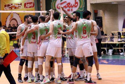 شگفتی‌سازی تیم تازه لیگ برتری شده مقابل صدرنشین بدون باخت