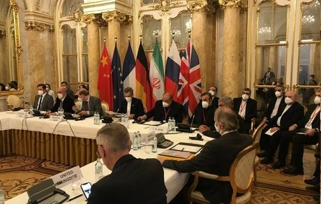 ادامه مذاکرات در روز پنج‌شنبه/ ارائه خواسته‌های ایران برای لغو تحریم‌ها به صورت دسته‌بندی‌شده