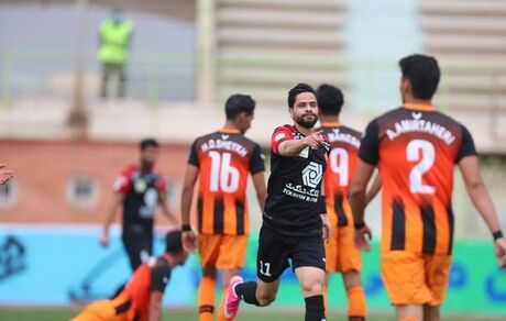 صعود راحت پرسپولیس، تراکتور، پارس جنوبی و خوشه طلایی در جام حذفی