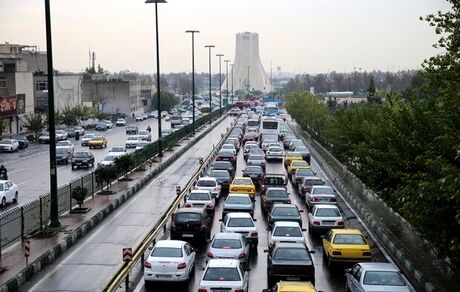 بازگشایی مدارس، ترافیک تهران را ۳۰ درصد بیشتر کرد