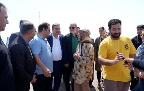بازدید مسعود پزشکیان از دریاچه ارومیه