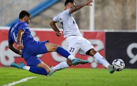 روزهای ناخوش ذوب آهن در روز صعود ملوان به رده چهارم لیگ برتر