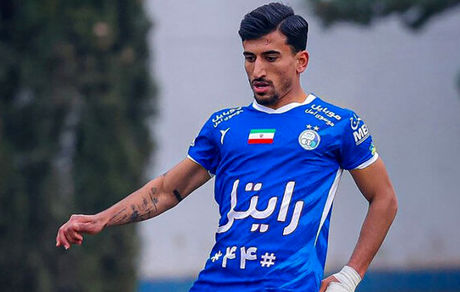 سپاهان، مدافع ملی‌پوش استقلال را به خدمت گرفت