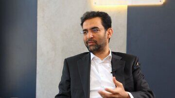 واکنش آذری جهرمی به بحران گرانی‌ها