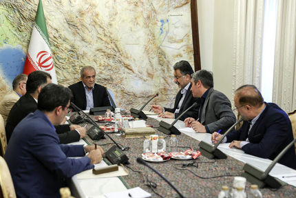 رئیس جمهور: معیار انتخاب استانداران شایستگی و تخصص است
