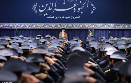 تجربه برجام می‌گوید مذاکره با آمریکا هیچ مشکلی را حل نمی‌کند